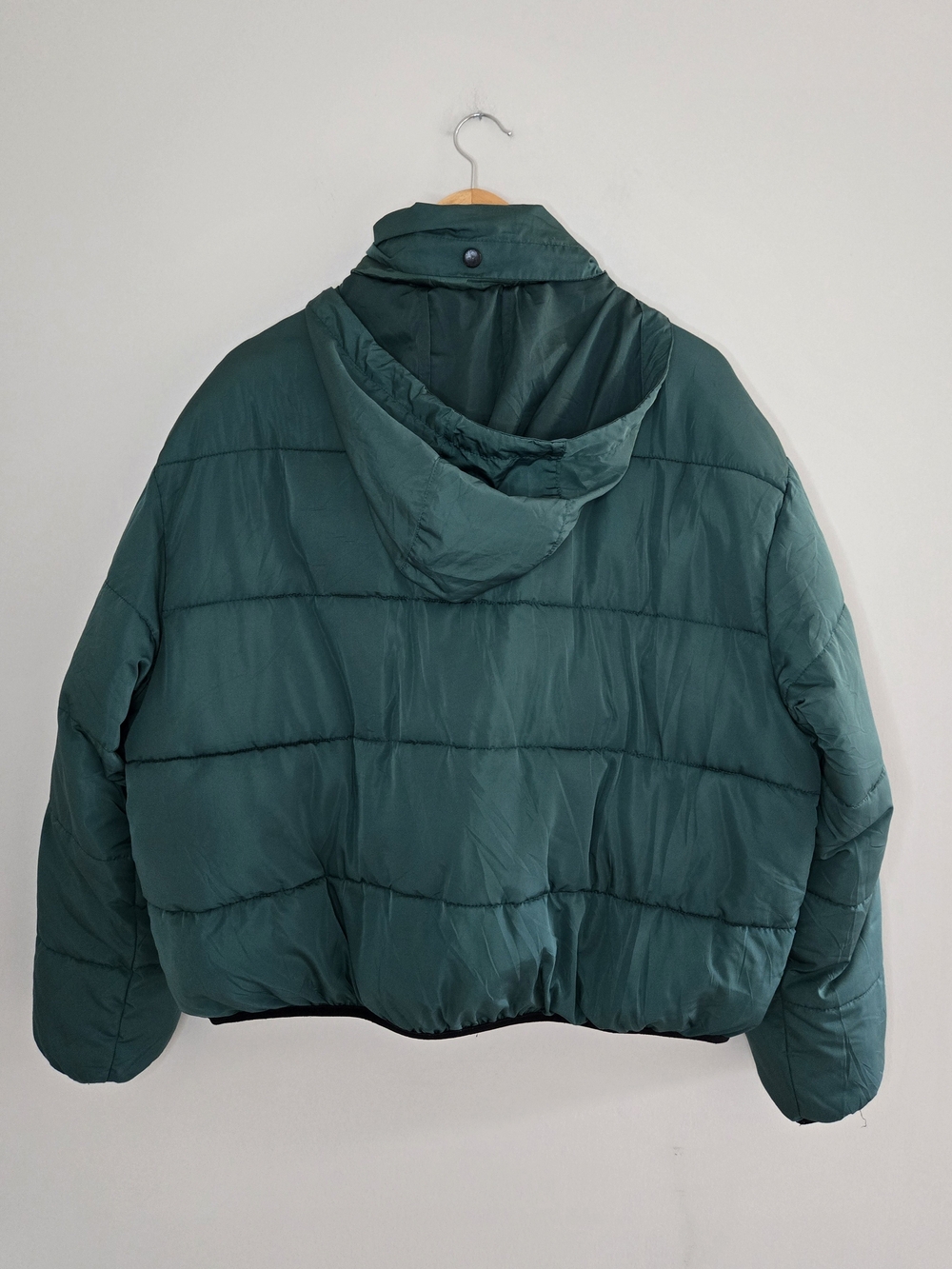 Urban Outfitters dark green puffer jacket, navy fleece lined, fold away hood - Picture 5 of 8